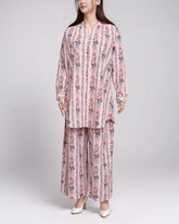 Piece Whim - Classic Printed Shirt with Contemporary Vibe